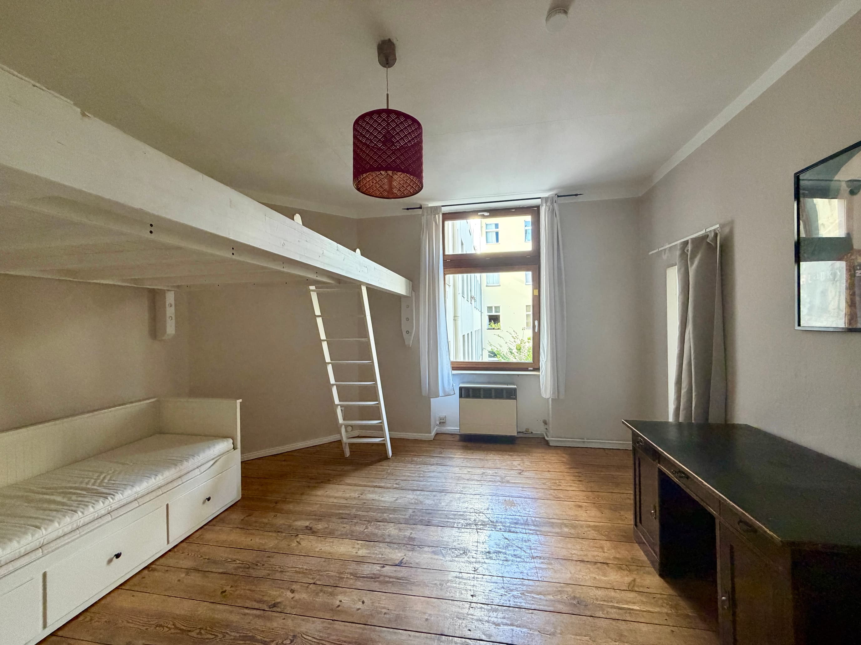 Wohn-/Schlafzimmer